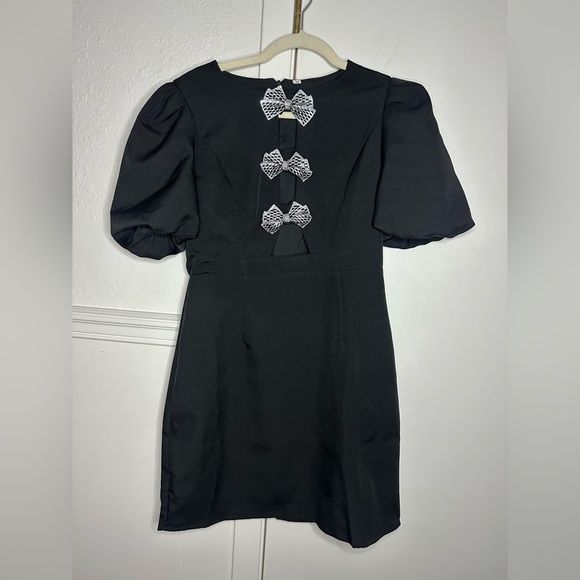 Black Dress with Bow Accents size M - Picture 1 of 7